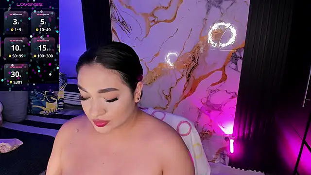 Snapshot of stefany_duque1_ chatting on 02-28-26, 02:45 stefany duque1 online show from 02-28-26, 02:45