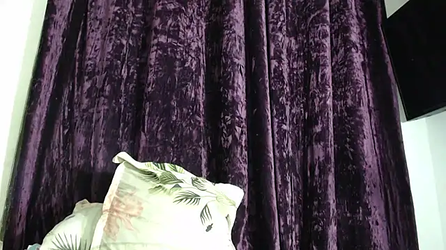 Snapshot of Ebonyxprincess_ chatting on 02-09-25, 02:17 Ebonyxprincess online show from 02-09-25, 02:17