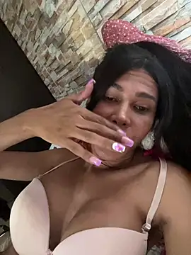 Ebonyxprincess  online show from 07-10-26, 05:37