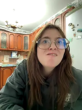 Sabrina shells online show from 11-21-25, 05:39