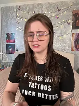 Sabrina shells online show from 12-04-25, 09:29