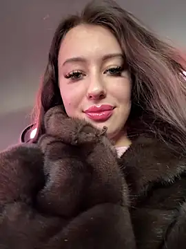 Snapshot of AndreaMood chatting on 02-03-25, 04:57 AndreaMood online show from 02-03-25, 04:57
