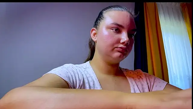 Dreamyblushfairy online show from 07-30-26, 02:38