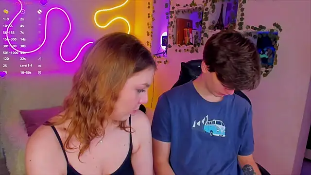 Snapshot of RobertAndLinela chatting on 12-31-24, 01:08 RobertAndLinela online show from 12-31-24, 01:08