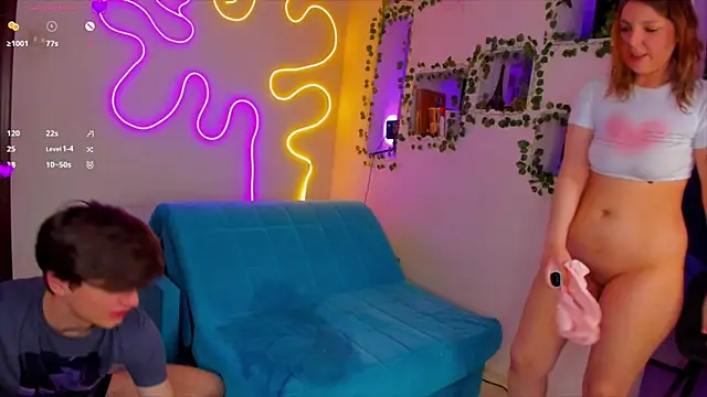 Snapshot of RobertAndLinela chatting on 01-06-25, 08:07 RobertAndLinela online show from 01-06-25, 08:07