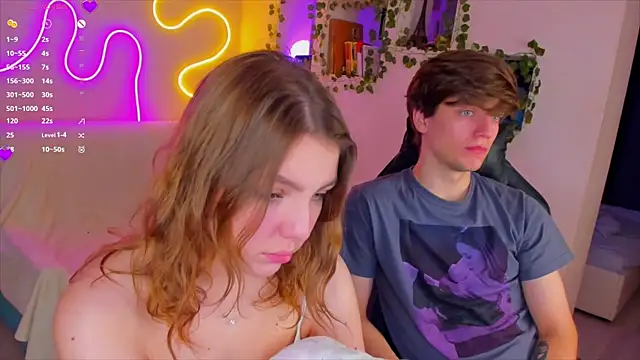 Snapshot of RobertAndLinela chatting on 01-07-25, 07:59 RobertAndLinela online show from 01-07-25, 07:59