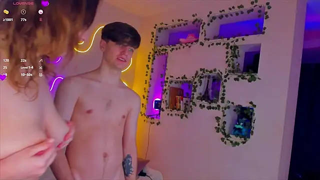 Snapshot of RobertAndLinela chatting on 01-21-25, 11:24 RobertAndLinela online show from 01-21-25, 11:24