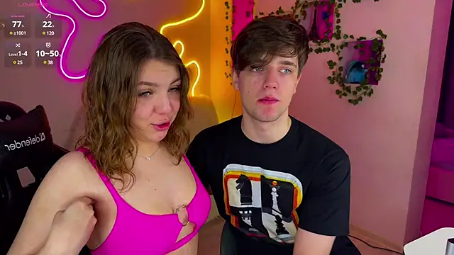 Snapshot of RobertAndLinela chatting on 02-16-25, 05:26 RobertAndLinela online show from 02-16-25, 05:26