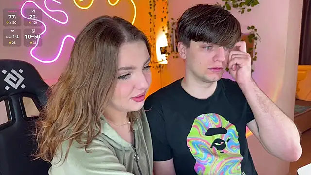 Snapshot of RobertAndLinela chatting on 09-27-25, 03:55 RobertAndLinela online show from 09-27-25, 03:55