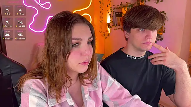 Snapshot of RobertAndLinela chatting on 11-01-25, 03:58 RobertAndLinela online show from 11-01-25, 03:58