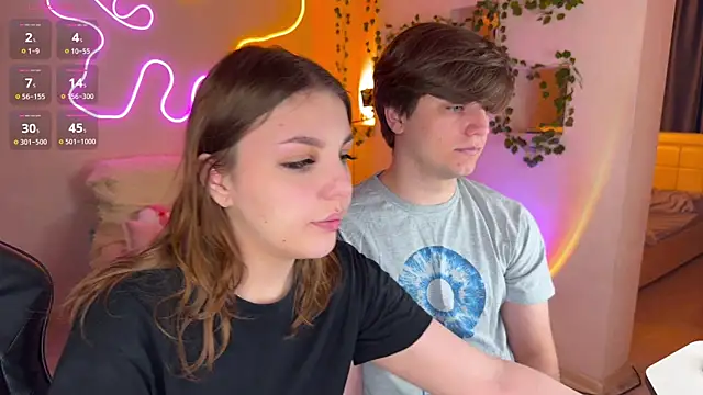 Snapshot of RobertAndLinela chatting on 11-07-25, 04:40 RobertAndLinela online show from 11-07-25, 04:40