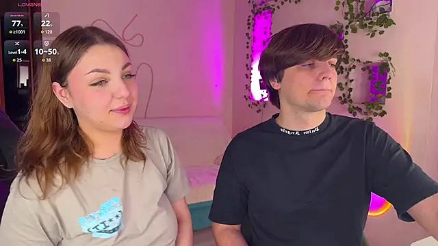 Snapshot of RobertAndLinela chatting on 12-05-25, 06:00 RobertAndLinela online show from 12-05-25, 06:00