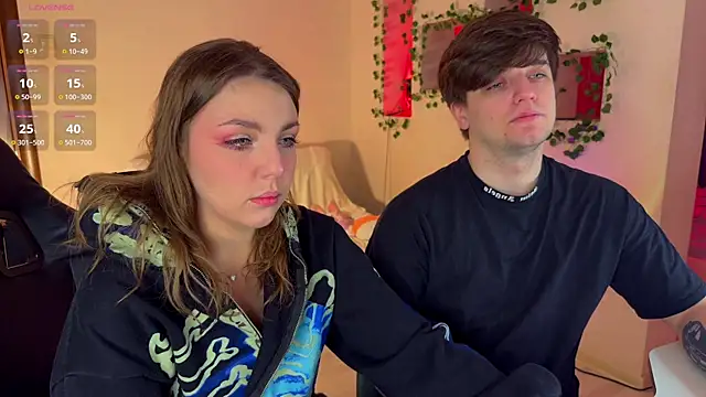 Snapshot of RobertAndLinela chatting on 02-05-26, 09:25 RobertAndLinela online show from 02-05-26, 09:25