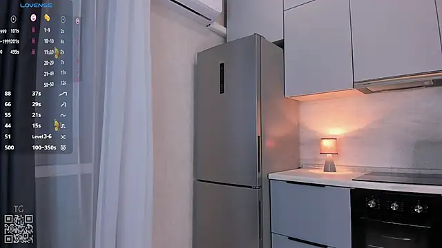 Snapshot of Racy_rose chatting on 01-26-25, 01:25 Racy rose online show from 01-26-25, 01:25