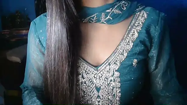 Snapshot of Somiya87 chatting on 08-08-26, 08:55 Somiya87 online show from 08-08-26, 08:55