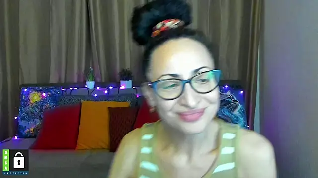 Arianasweety23 online show from 01-19-25, 03:32