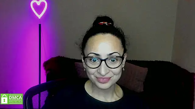 Arianasweety23 online show from 02-01-25, 09:29