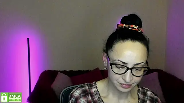 Arianasweety23 online show from 03-01-25, 06:32