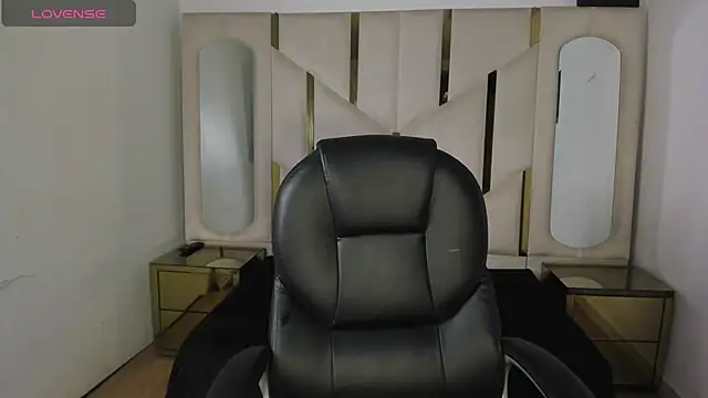 IsabellRodriguez18 online show from 03-01-26, 04:03