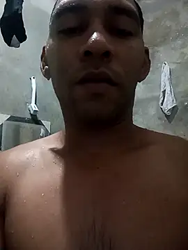 Snapshot of yaxom33 chatting on 03-01-26, 02:52 yaxom33 online show from 03-01-26, 02:52