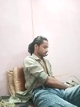 Snapshot of IamRentedBoybfriend chatting on 03-10-25, 05:18 IamRentedBoybfriend online show from 03-10-25, 05:18