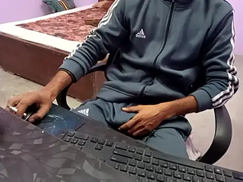 Snapshot of IamRentedBoybfriend chatting on 01-09-26, 03:42 IamRentedBoybfriend online show from 01-09-26, 03:42