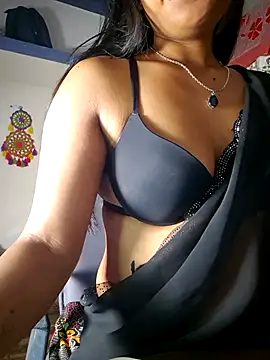Snapshot of sexyhoney27 chatting on 02-20-25, 10:59 sexyhoney27 online show from 02-20-25, 10:59