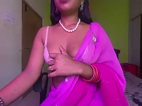 Snapshot of sexyhoney27 chatting on 03-14-25, 02:42 sexyhoney27 online show from 03-14-25, 02:42