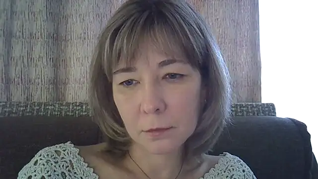 Snapshot of EllaJohnsonX chatting on 01-05-25, 10:32 EllaJohnsonX online show from 01-05-25, 10:32