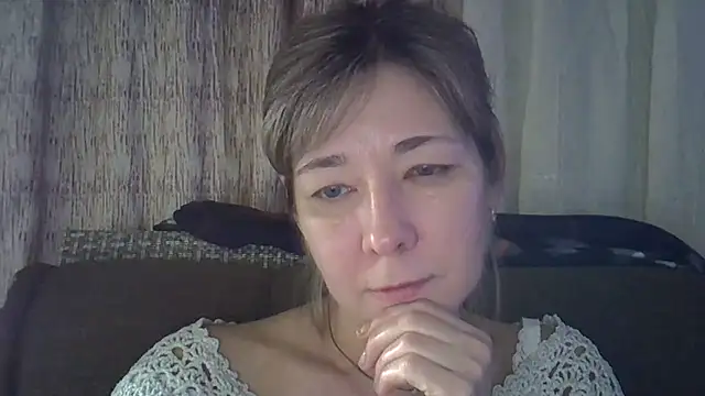 Snapshot of EllaJohnsonX chatting on 01-11-25, 02:58 EllaJohnsonX online show from 01-11-25, 02:58