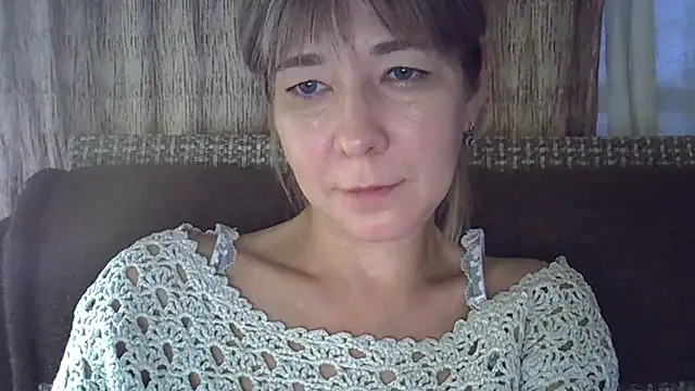 Snapshot of EllaJohnsonX chatting on 01-18-25, 06:24 EllaJohnsonX online show from 01-18-25, 06:24