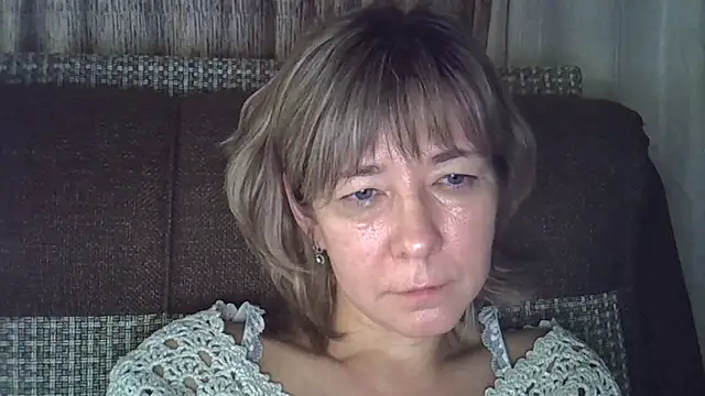 Snapshot of EllaJohnsonX chatting on 01-18-25, 06:43 EllaJohnsonX online show from 01-18-25, 06:43