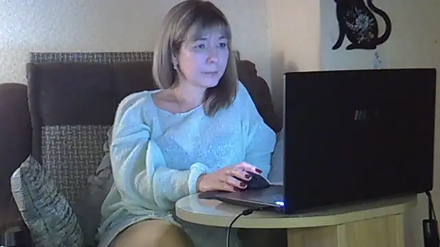 Snapshot of EllaJohnsonX chatting on 03-14-26, 02:33 EllaJohnsonX online show from 03-14-26, 02:33