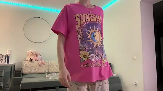 yunasuka online show from 02-20-25, 10:48