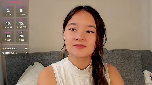 Maekko online show from 10-26-25, 03:34