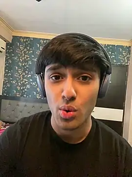 sunny49477 online show from 12-31-24, 08:59