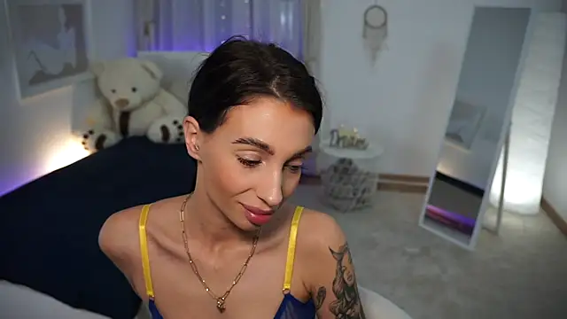 Snapshot of Laady_Rosee chatting on 01-19-25, 05:18 Laady Rosee online show from 01-19-25, 05:18