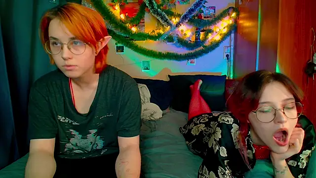 TrickyKitsune online show from 01-08-26, 02:19