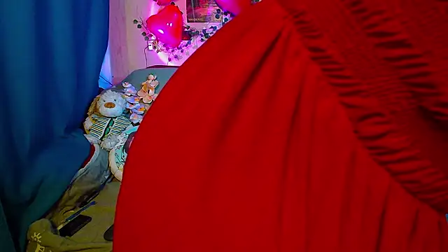 TrickyKitsune online show from 02-12-26, 04:24