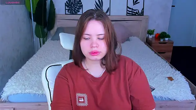 EricaElliott online show from 04-27-26, 03:04