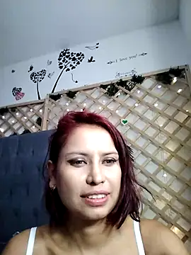 Mia WAll online show from 01-06-25, 03:19