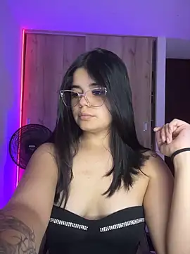 pretty angela1 online show from 06-03-26, 03:42