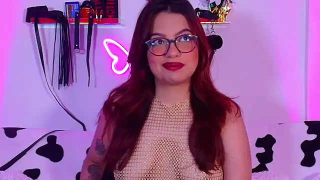 EmiF26 online show from 11-30-25, 01:42