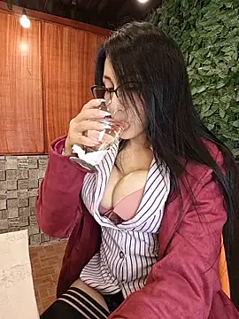 Isabellitasexi38 online show from 05-18-26, 12:51