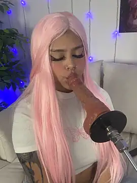 Snapshot of kath_kitty chatting on 10-23-25, 09:30 kath kitty online show from 10-23-25, 09:30