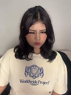 Snapshot of kath_kitty chatting on 02-03-26, 01:26 kath kitty online show from 02-03-26, 01:26