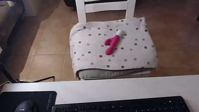 Snapshot of LasolitaAuri chatting on 02-01-25, 05:58 LasolitaAuri online show from 02-01-25, 05:58