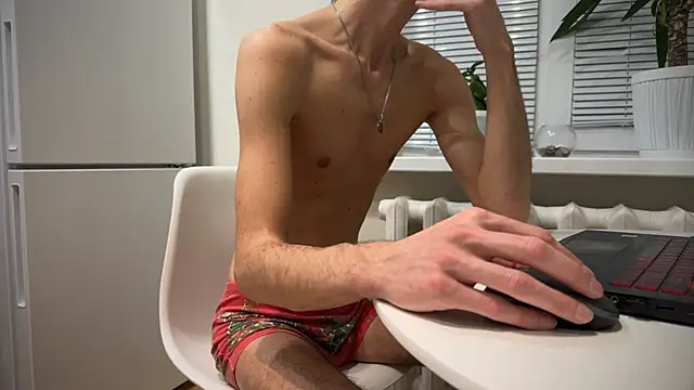 Snapshot of BrendanSilvers chatting on 12-26-24, 08:00 BrendanSilvers online show from 12-26-24, 08:00