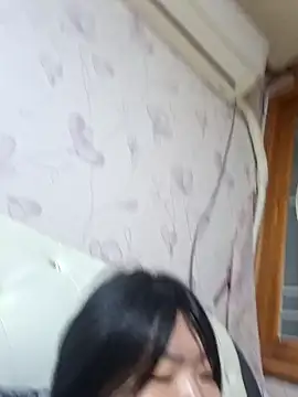 Snapshot of Lee0613 chatting on 12-31-24, 12:36 Lee0613 online show from 12-31-24, 12:36