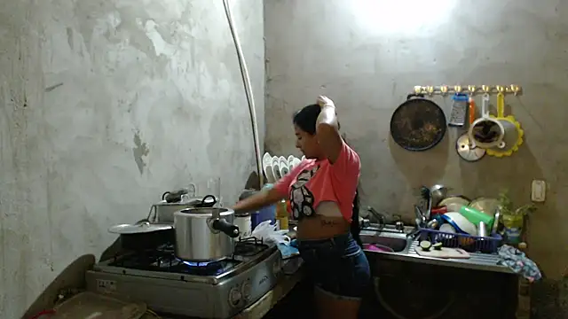 Coral0403 online show from 03-06-25, 11:09